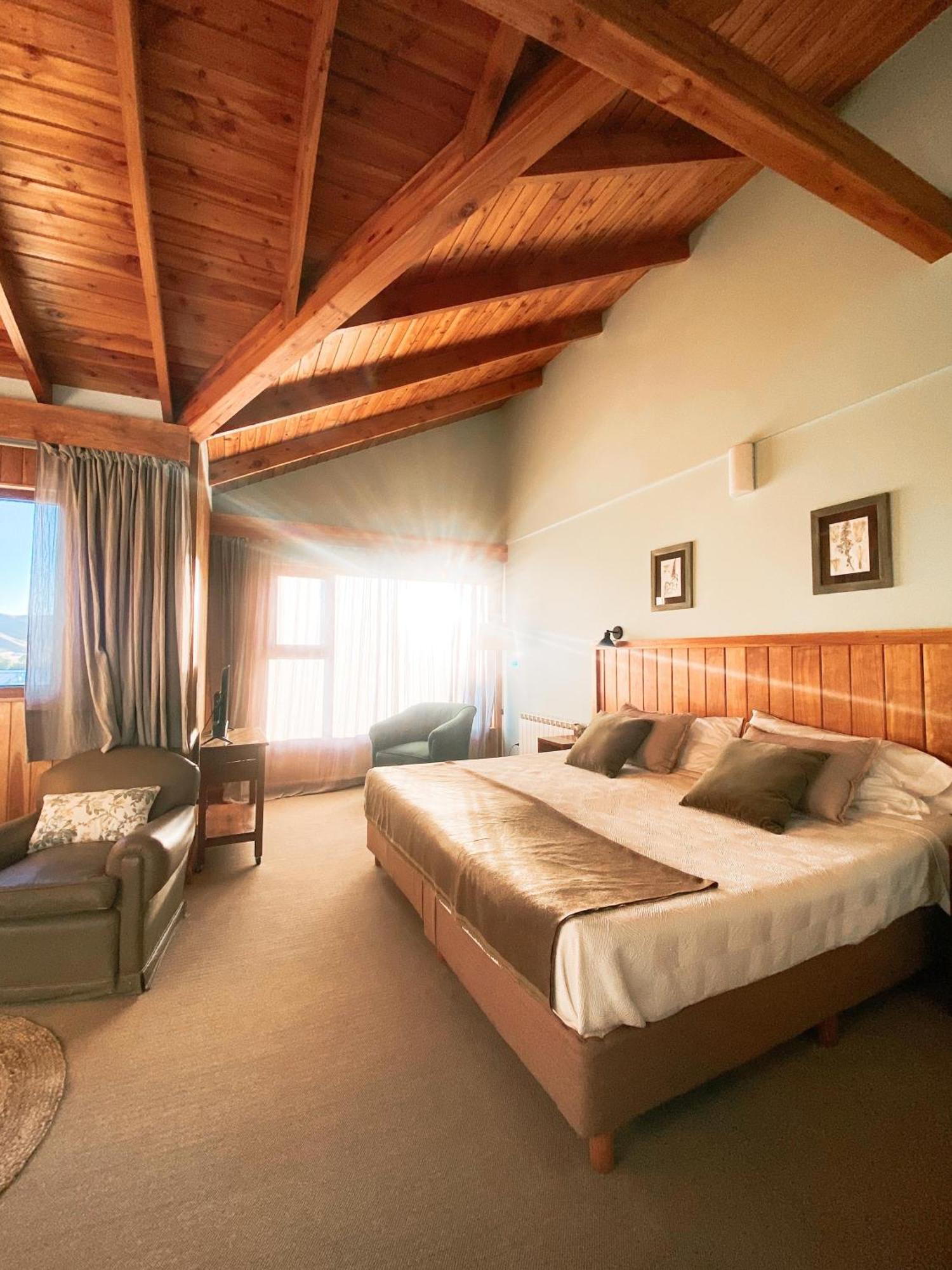 Las Bayas Home Suites Esquel Zewnętrze zdjęcie